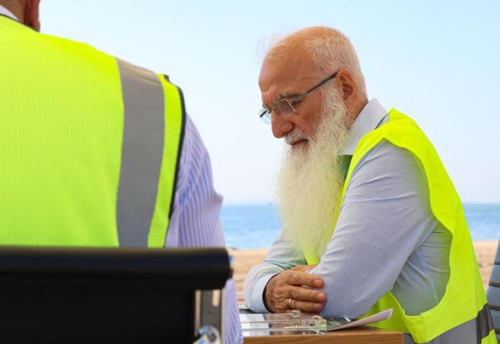 Επίσκεψη του Ιβάν Σαββίδη στις εγκαταστάσεις του ΟΛΘ