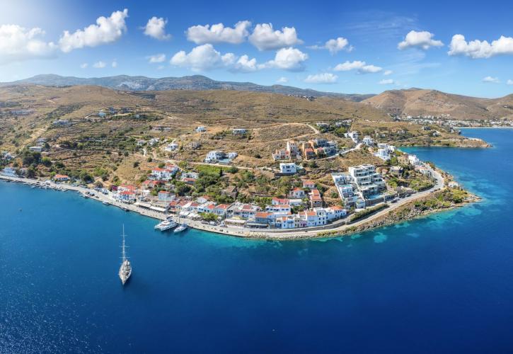 Τι γίνεται με το νερό σε Τζια και Πάτμο - Πού στρέφονται οι έρευνες