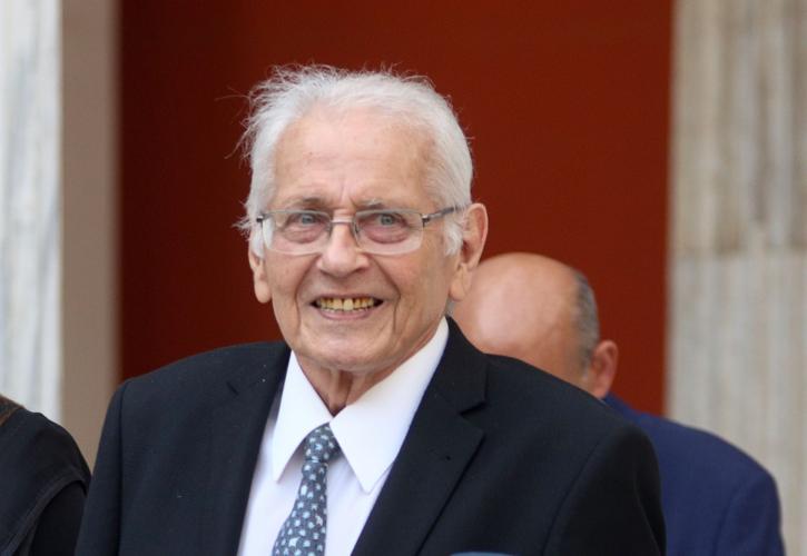Πέθανε ο δημοσιογράφος Δημήτρης Κωνσταντάρας σε ηλικία 79 ετών