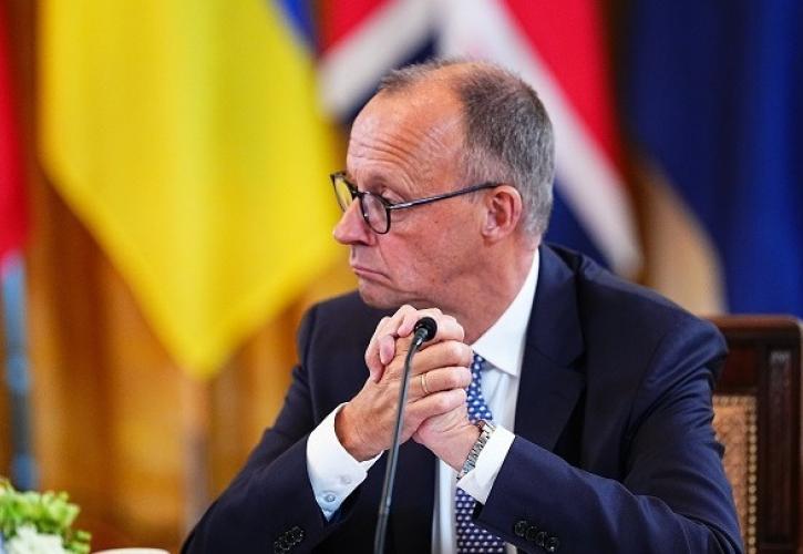 Μερτς: Να διασφαλίσουμε ότι η Ρωσία δεν θα μπορεί να συνεχίσει τον πόλεμο για οικονομικούς λόγους