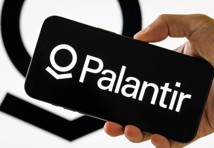 Με 5 δισεκατομμυριούχους στις τάξεις της η Palantir - Έκρηξη 525% για τη μετοχή σε 12 μήνες