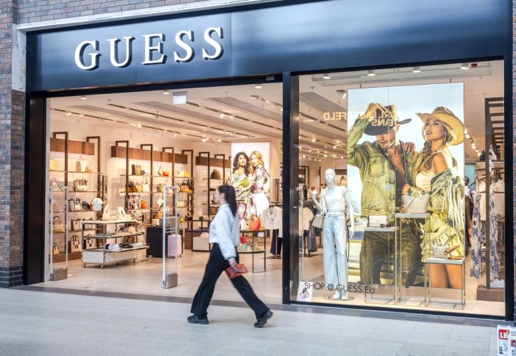 Στα χέρια της Authentic Brands η Guess - Αποχωρεί από το Χρηματιστήριο