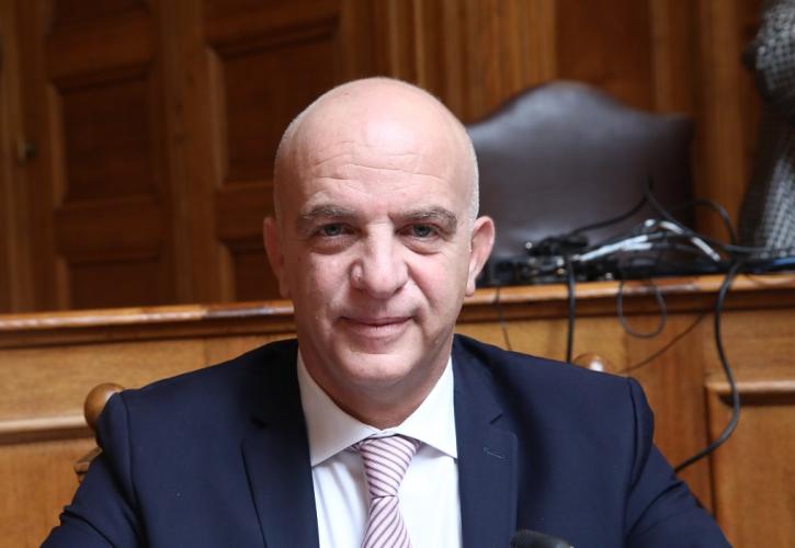 Βαρβέρης (ΕΦΚΑ): Αυτή την στιγμή δεν τίθεται θέμα αλλαγής των ορίων συνταξιοδότησης