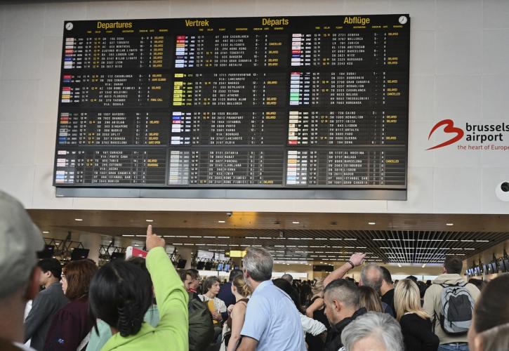 Κυβερνοεπίθεση στα αεροδρόμια: Ακυρώνονται οι μισές πτήσεις της Κυριακής στις Βρυξέλλες
