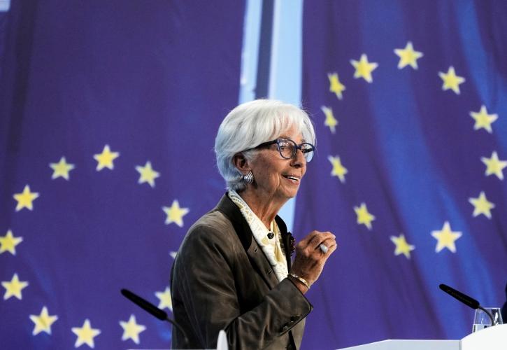 Λαγκάρντ: Μεγάλη πηγή αβεβαιότητας οι γεωπολιτικές εντάσεις - Στήριξη από τις επενδύσεις σε υποδομές, άμυνα