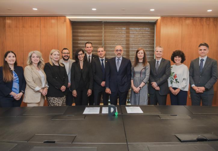 Υπογραφή πρωτοκόλλου συνεργασίας μεταξύ Deloitte Ελλάδος, ACCA και Παν. Πειραιώς