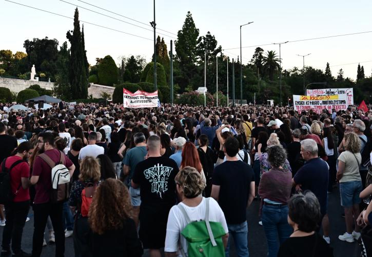 Συγκεντρώσεις για Τέμπη και Ζακ Κωστόπουλο στην Αθήνα - Αποκαταστάθηκε η κυκλοφορία