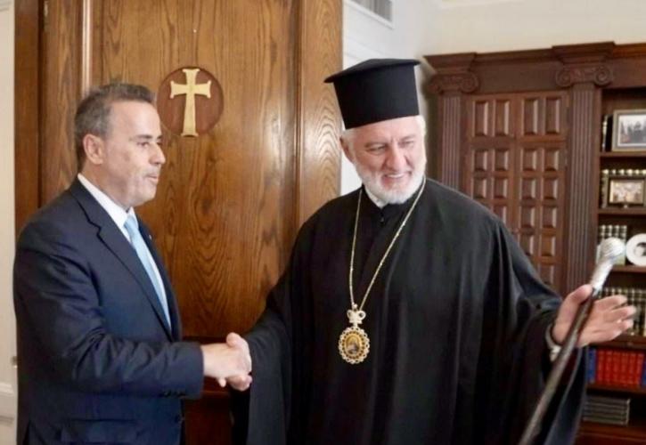 Συνάντηση του Στ. Παπασταύρου, με τον Αρχιεπίσκοπο Αμερικής Ελπιδοφόρο