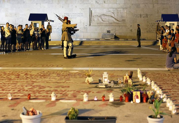 Η μάχη του Αγνώστου η νέα κόκκινη γραμμή - Ο Αλέξης αφήνει πίσω Ανδρουλάκη!