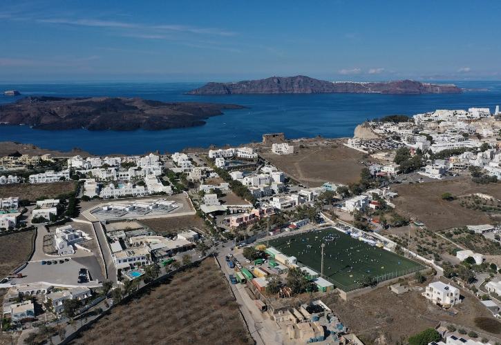 Santorini Experience 2025: Ολοκληρώθηκε με πάνω από 3.500 συμμετοχές από 40 χώρες και 4 ηπείρους