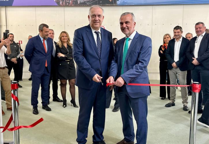 Θεοδωρικάκος: Δυναμικός πυλώνας της βιομηχανίας το ελληνικό αλουμίνιο