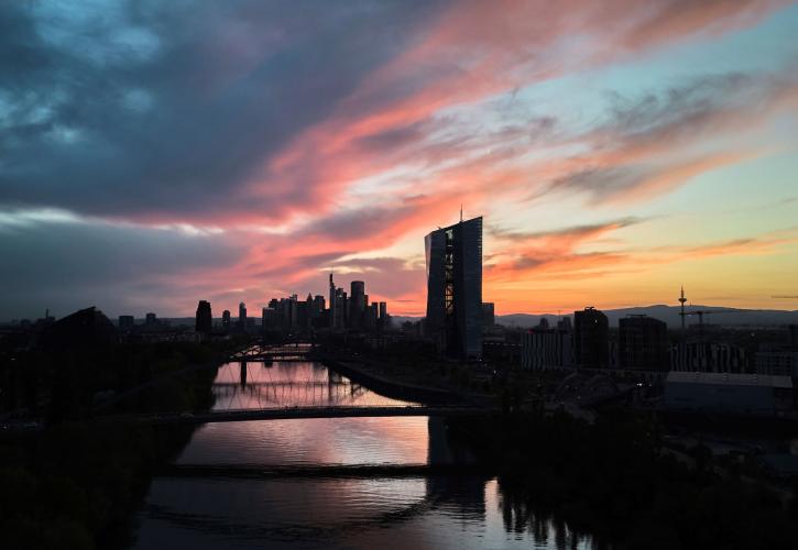 Στον «πάγο» φέτος τα επιτόκια από την ΕΚΤ – Τι θα κρίνει μία νέα μείωση το 2026