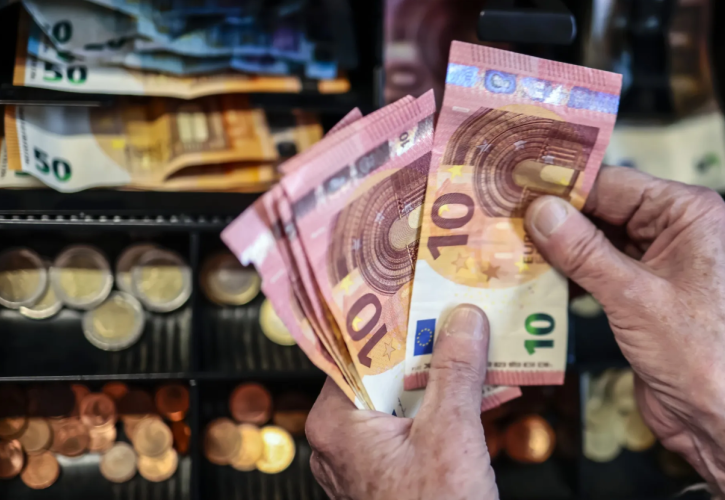 Κομισιόν: Οι ταχύτερες και ασφαλέστερες άμεσες πληρωμές σε ευρώ γίνονται πραγματικότητα