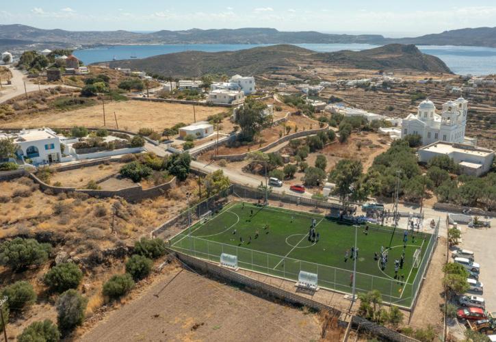Invel Real Estate και Prodea Investments εγκαινίασαν γήπεδο ποδοσφαίρου στην Μήλο