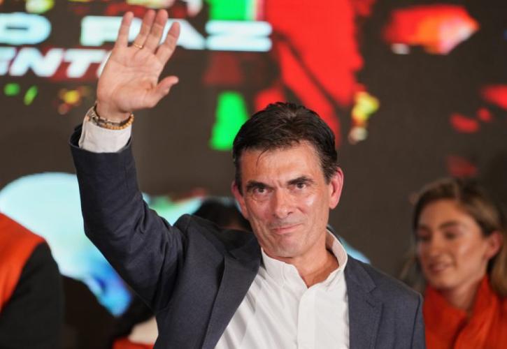 Πρόεδρος της Βολιβίας ο Ροδρίγο Πας - Ποιος είναι ο 58χρονος κεντροδεξιός γερουσιαστής