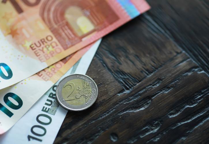 ΙΟΒΕ: Κάμψη για το οικονομικό κλίμα τον Σεπτέμβριο - Εξαίρεση το λιανεμπόριο