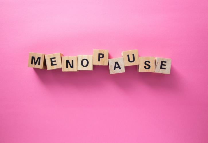 Η κλιματική αλλαγή «φέρνει» πιο νωρίς την εμμηνόπαυση