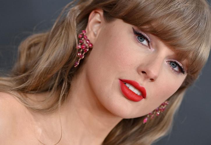 H Taylor Swift έκανε δωρεά 1 εκατ. δολαρίων στον οργανισμό Feeding America