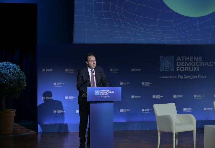 Παπαστεργίου: Εφαρμόζουμε την ΑΙ με προσοχή και με επίκεντρο τον πολίτη