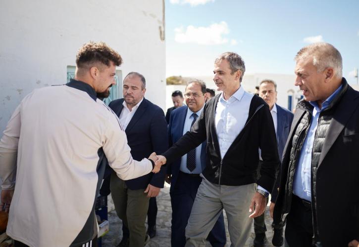 Εξόρμηση στην επαρχία για Κυριάκο, Ανδρουλάκη και Φάμελλο- Τα γαλλικά του Αλέξη για το κόμμα - Προοδευτικοί και συντηρητικοί