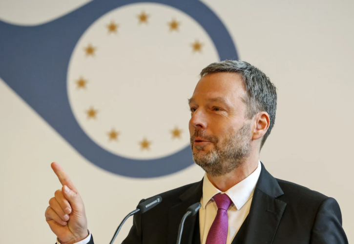 Βουνς (ΕΚΤ): Σε καλή θέση τα επιτόκια για τη σταθεροποίηση του πληθωρισμού