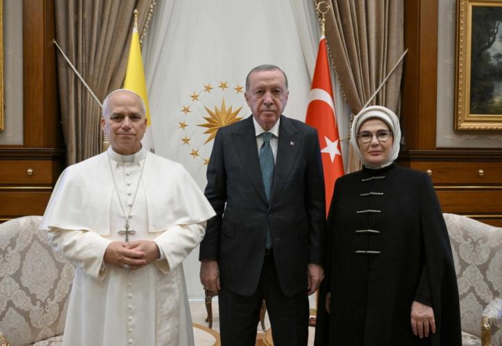 Ερντογάν σε Πάπα Λέοντα: Να εξαλειφθούν οι αιτίες της μετανάστευσης