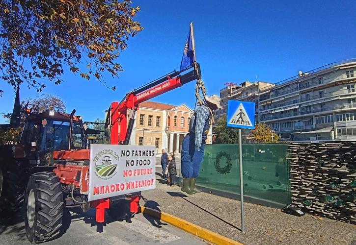 Κινητοποιήσεις αγροτών σε Λάρισα και Βέροια - Ετοιμάζεται πανελλαδική σύσκεψη στις 23/11