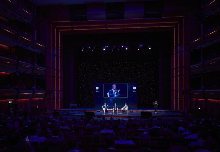 Τι ετοιμάζει ο Κυριάκος και η Mistral - Οι προβλέψεις Καμμένου για το ΠΑΣΟΚ - Η Ράνια ξαναχτυπά Αλέξη