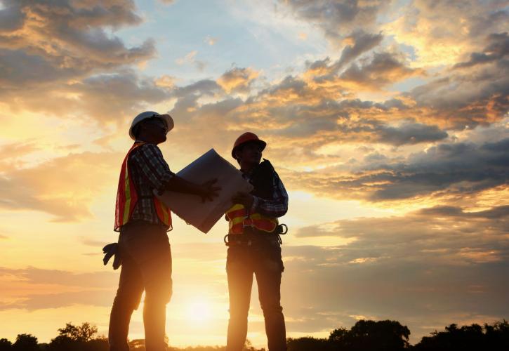 Ποια μεγάλα συμβόλαια «χτυπούν» οι ισχυροί κατασκευαστές στο «φίνις» του 2025