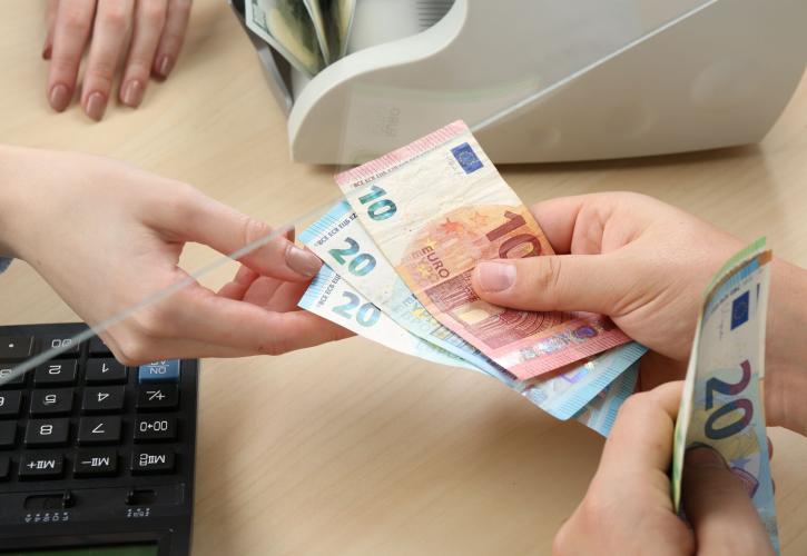 Φοροαπαλλαγές: Φόρους 22,9 δισ. ευρώ γλίτωσαν νοικοκυριά και επιχειρήσεις το 2025