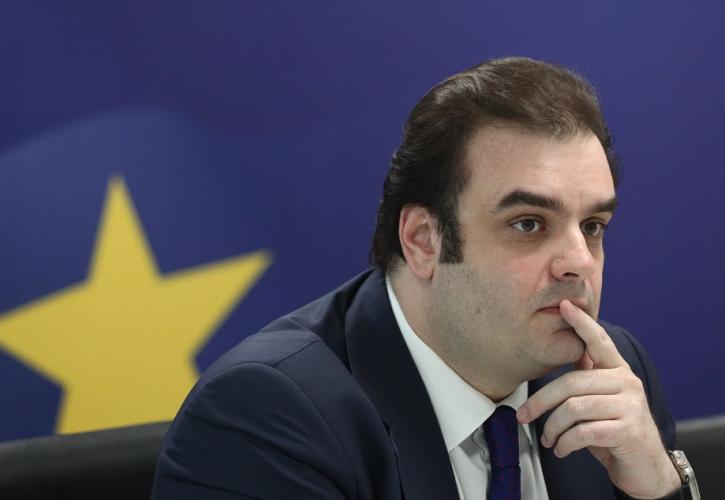 Προϋπολογισμός: Οι κίνδυνοι που απειλούν την ελληνική οικονομία - Τα τρία κακά σενάρια