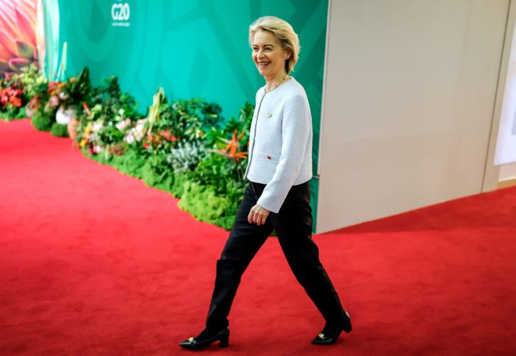 Τρεις όροι της ΕΕ για ειρήνη στην Ουκρανία - Το μήνυμα της Φον ντερ Λάιεν