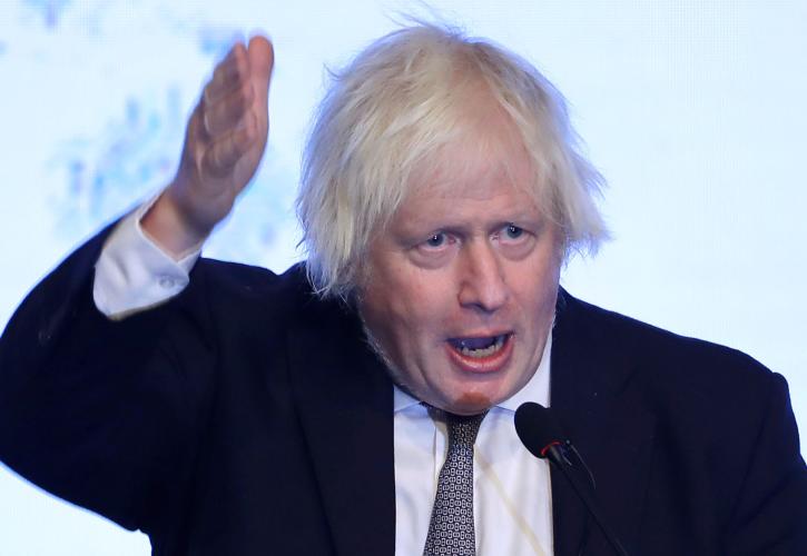 Μπόρις Τζόνσον: «Ασυνάρτητη» η έρευνα για την COVID-19