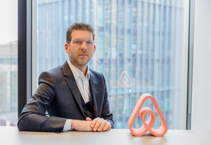 Matteo Sarzana (Airbnb): Διαχρονικά υψηλή η ζήτηση για Ελλάδα - Μικρή η επίδραση της Airbnb στο στεγαστικό