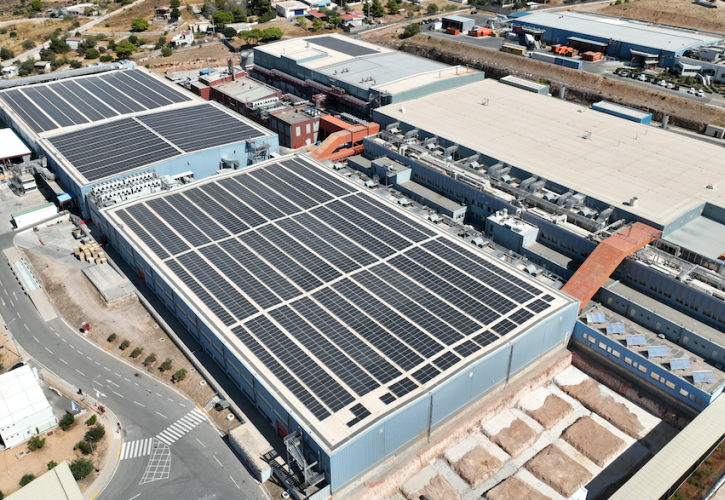 Η Παπαστράτος ολοκλήρωσε την πρώτη φάση της «πράσινης» επένδυσης στο εργοστάσιό της στον Ασπρόπυργο