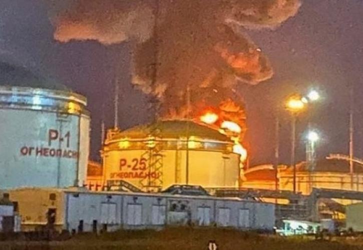 Ρωσία: Το λιμάνι του Νοβοροσίσκ επανέλαβε τις φορτώσεις πετρελαίου έπειτα από ουκρανική επίθεση