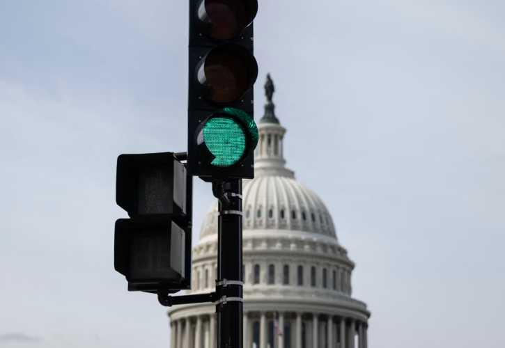 Η επόμενη ημέρα στις ΗΠΑ: Το shutdown τελείωσε, όμως τα δύσκολα τώρα αρχίζουν