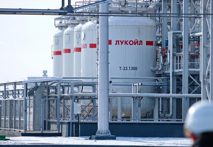 Reuters: Η Lukoil κήρυξε κατάσταση ανωτέρας βίας στο Ιράκ λόγω των αμερικανικών κυρώσεων