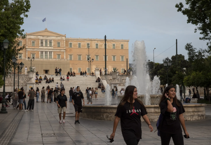 Εργάνη: 120.000 περισσότερες απολύσεις τον Οκτώβριο - Καλπάζουν οι χαμηλόμισθες θέσεις