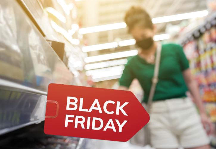 Στον «πυρετό» της Black Friday και τα σούπερ μάρκετ