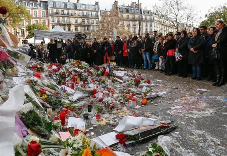 Μπατακλάν: Δέκα χρόνια μετά την τρομοκρατική επίθεση - Η Γαλλία αποτίει φόρο τιμής στα θύματα