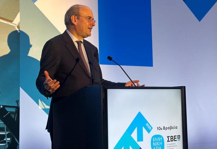 Χατζηδάκης: Επτά άξονες στήριξης της βιομηχανίας