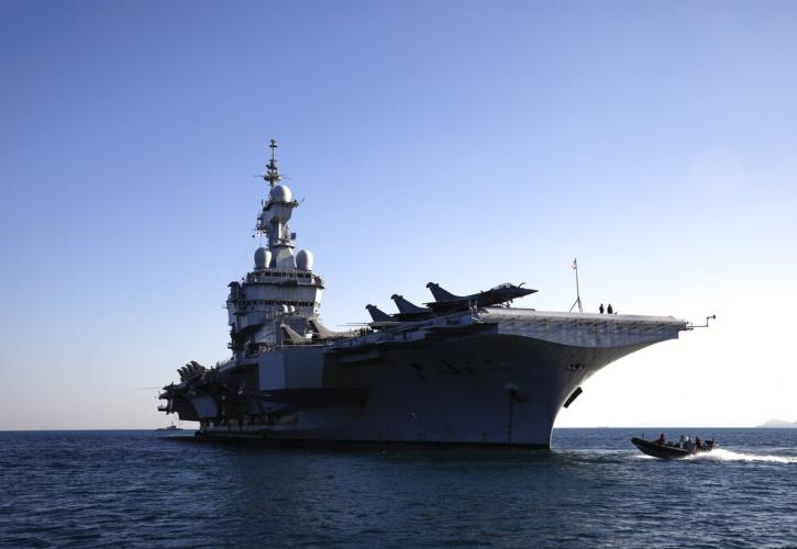 Νέο αεροπλανοφόρο για τη Γαλλία ανακοίνωσε ο Μακρόν