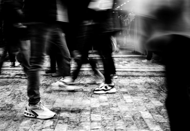 ΙΕΛΚΑ για λιανεμπόριο - βιομηχανία: Προσδοκίες για περιορισμένη ανάπτυξη το 2026 σε πωλήσεις και όγκο