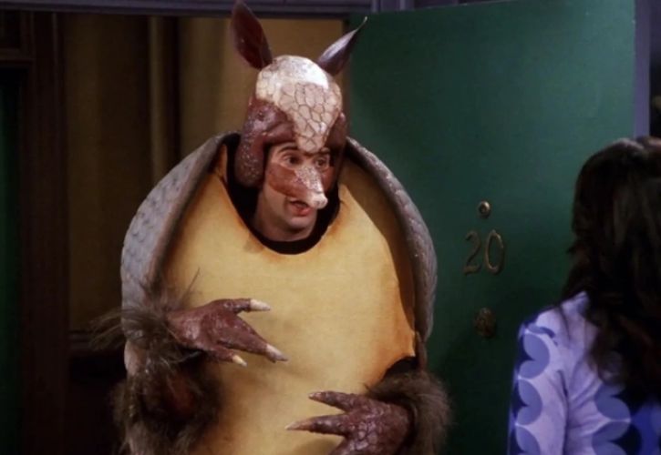 Χριστούγεννα στη μικρή οθόνη: Τα επεισόδια σειρών που έγιναν γιορτινή παράδοση