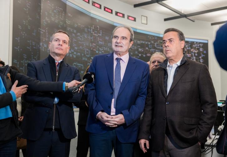 Παπασταύρου: Οι εργαζόμενοι σε ΑΔΜΗΕ, ΔΕΔΔΗΕ και ΡΑΑΕΥ υπηρετούν με αυταπάρνηση το καθήκον τους