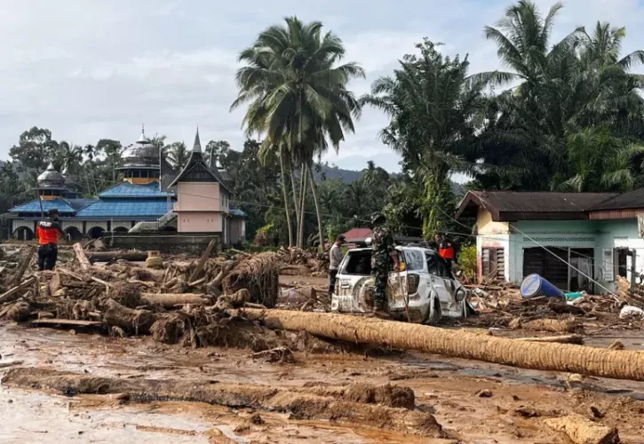 Σφοδρές καταιγίδες στην Ασία: Περισσότεροι από 1.000 νεκροί, εκατοντάδες αγνοούμενοι