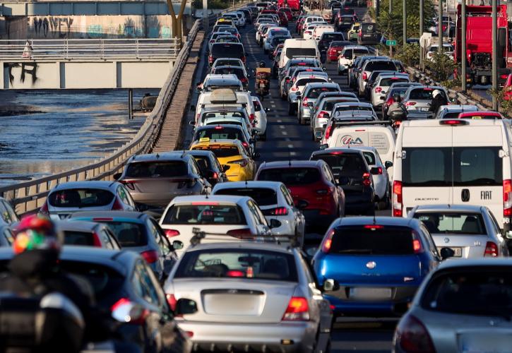 Λεκανοπέδιο: Τι προτείνουν οι Συγκοινωνιολόγοι για το κυκλοφοριακό, «φράκαραν» Κηφισός, Αττική Οδός – Τα έργα και τα ερωτηματικά 