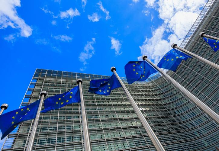 Μπρούνερ: Νέοι κανόνες ΕΕ για αλληλεγγύη και επιστροφή μεταναστών