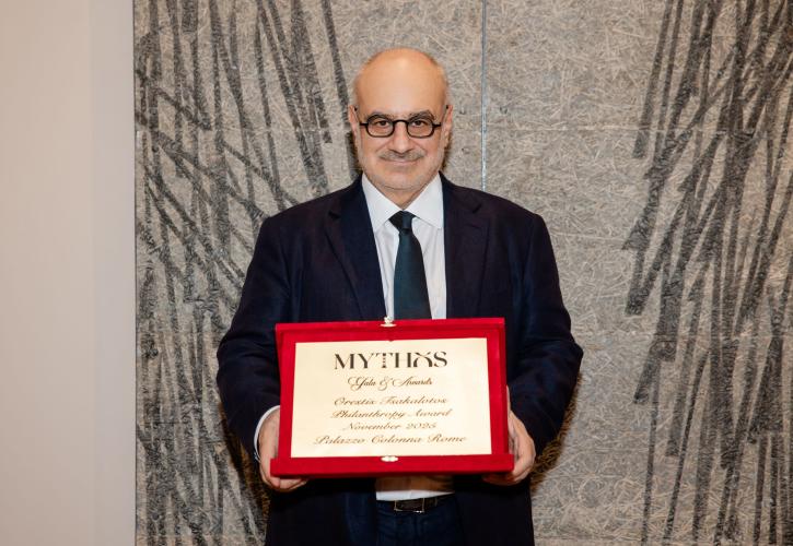 Qualco: Με το Philanthropy Award τιμήθηκε ο πρόεδρος του ομίλου Qualco, Ορέστης Τσακαλώτος